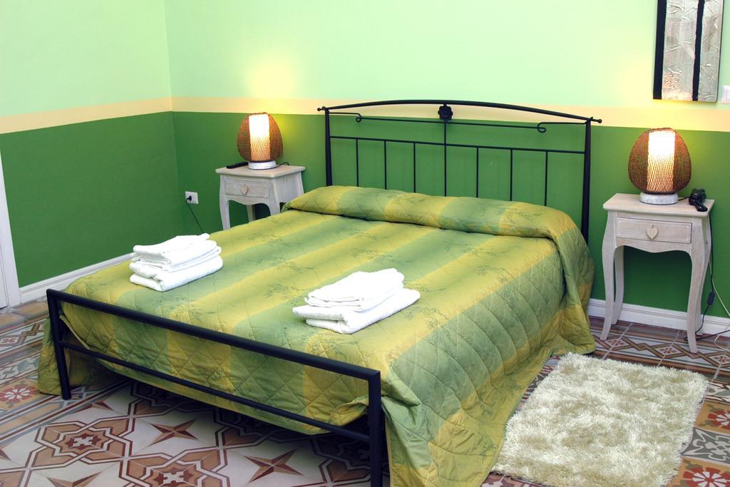 La Naca Della Taranta B&B Galatina Buitenkant foto